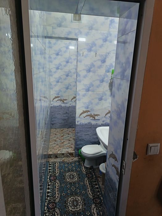 Uy sotiladi yashash uchun tayyor