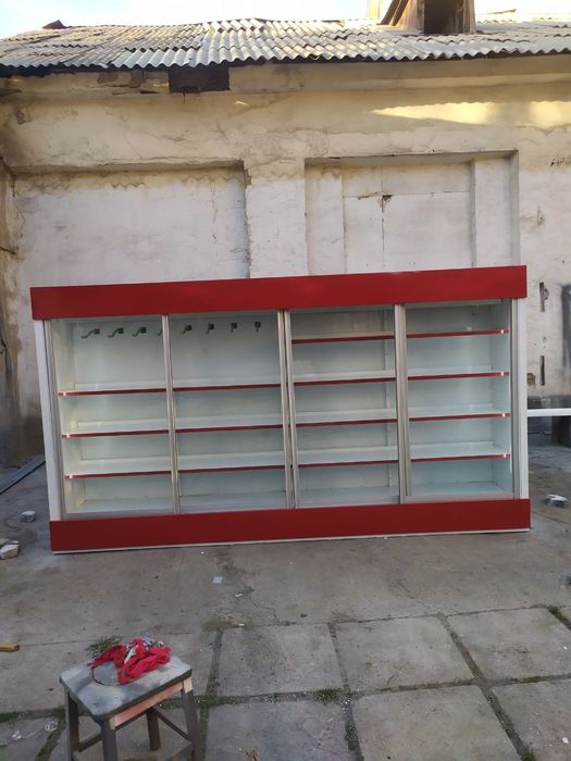 Витрина холодильник