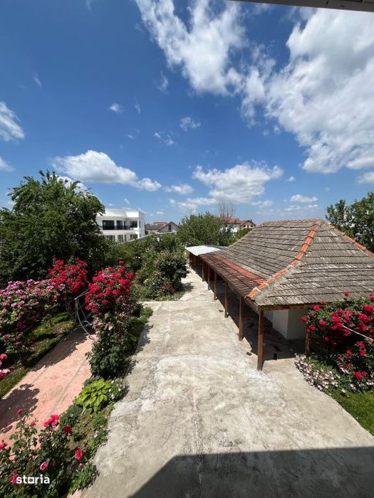 Casa impecabila P+1, 274 mp, cu 1128 mp teren si livada, zona Popoveni
