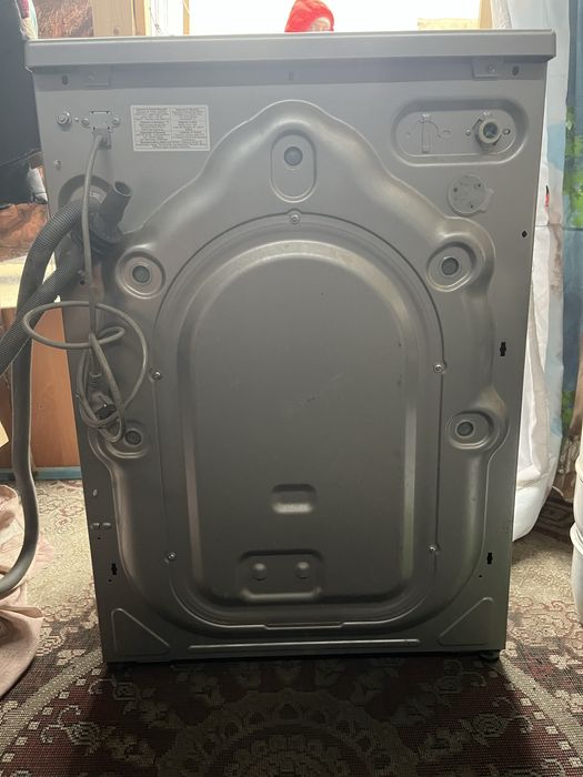 Продам стиральную машинку