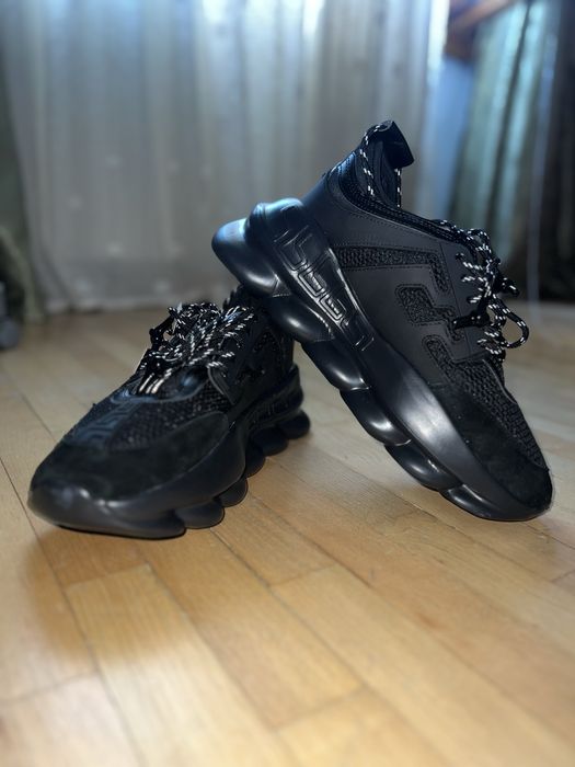 Versace Chain Reaction