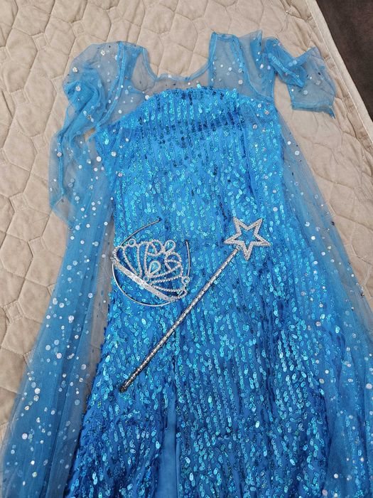 Продам новогодний костюм