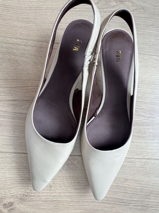 Продам туфли Zara 38 размер бу
