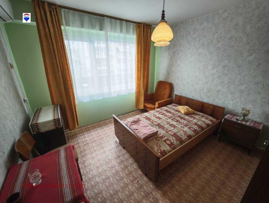 Дава се под наем Едностаен апартамент в Русе, Център - 48 кв.м за 248.88 € - Снимка #4