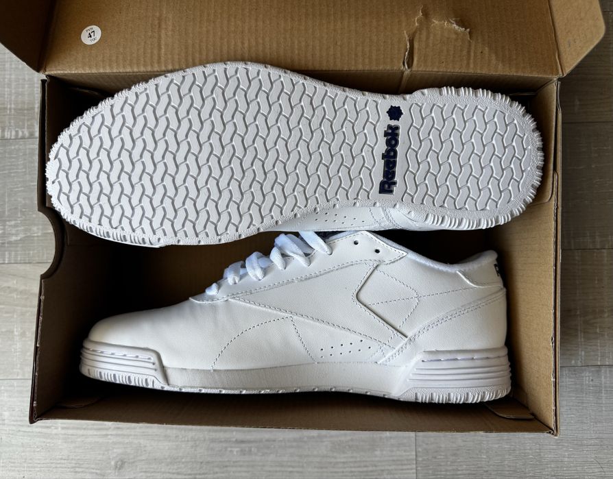 Adidasi Reebok noi bărbați - mărimea 40,5 / 26 cm.