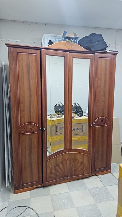 Продам шкаф! Срочно