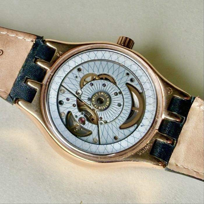 Автоматические часы Swatch SISTEM ROSEE