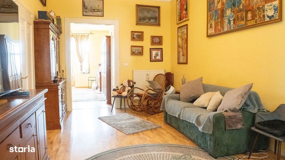 2 camere. Adresă centrală. 99 mp construiți. 2 băi. Etaj 3.