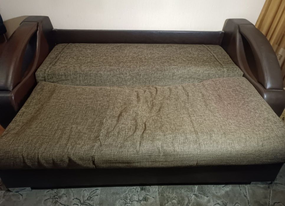 Продам раскладной диван