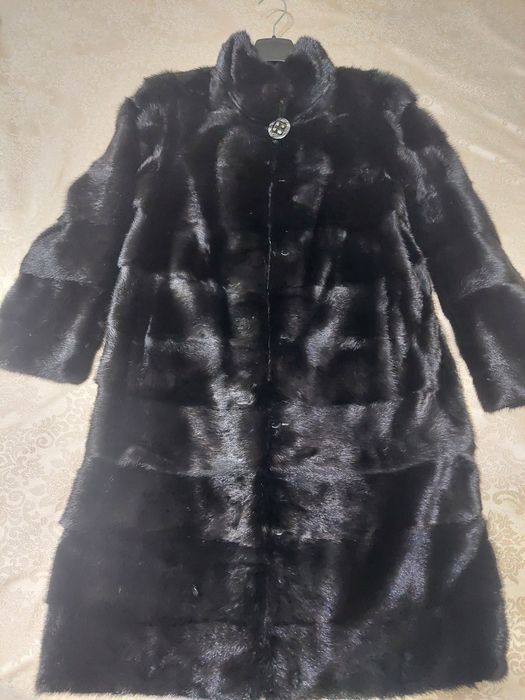 Продаю норковую шубу