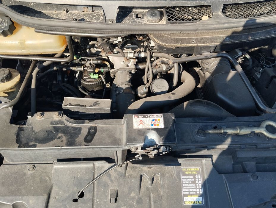 Dezmembrari Citroen C8 (EA, EB) (2002-2014) 2.0 HDi Motorina