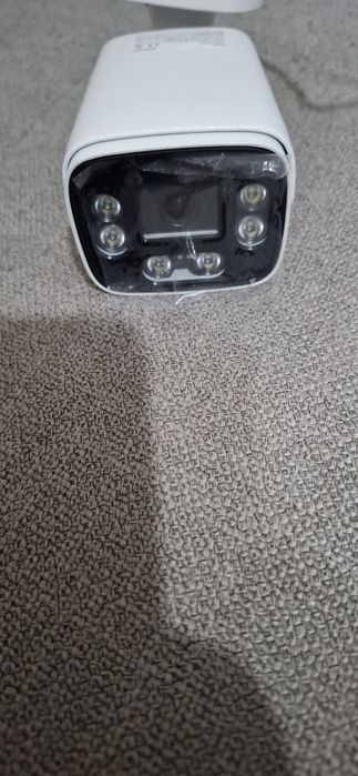 Camera de supraveghe. 5 si 8  megapixeli