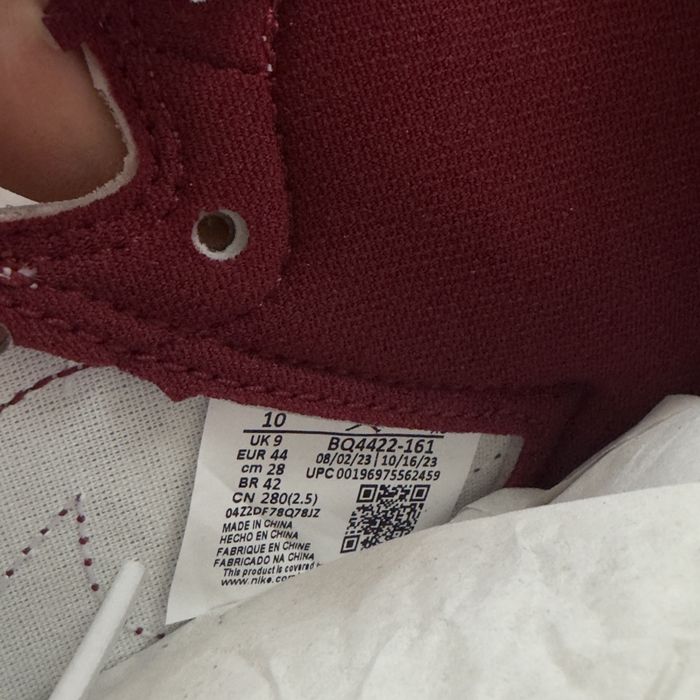 Jordan Retro 1 High Metallic Burgundy