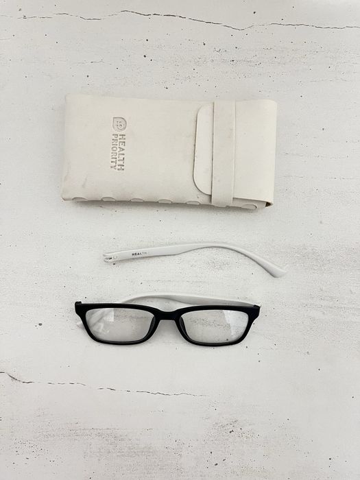 Ремонт очков с доставкой !