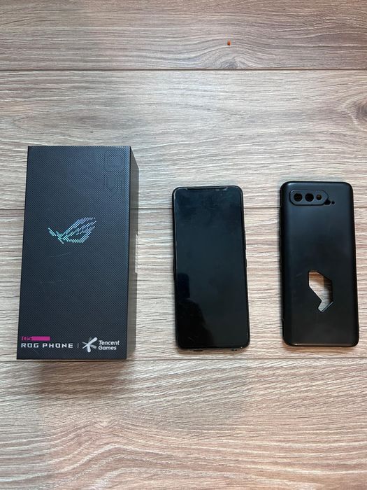 Vand Asus Rog phone 5