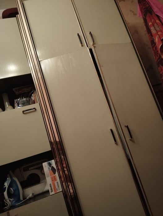 Продам шкафы , гарнитур Сергей ьььььь