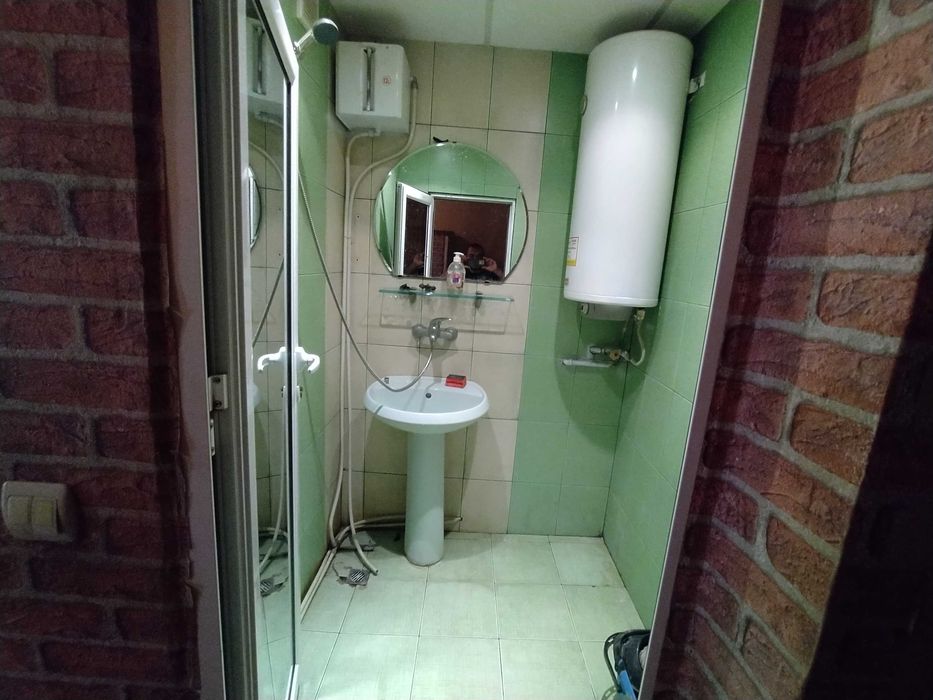 Дава се под наем Четиристаен апартамент в Варна, Зимно кино Тракия - 90 кв.м за 330 € - Снимка #7