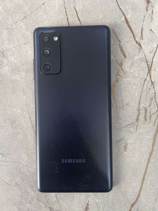 Продам самсунг s20 FE