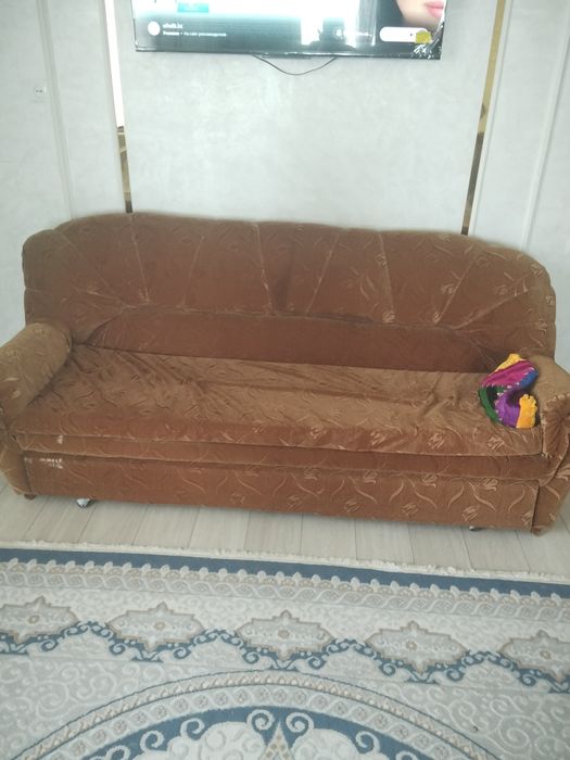 Продам диван 2 кресло и тумбу