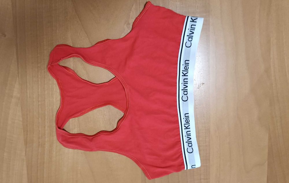 Calvin Klein-Много Запазено