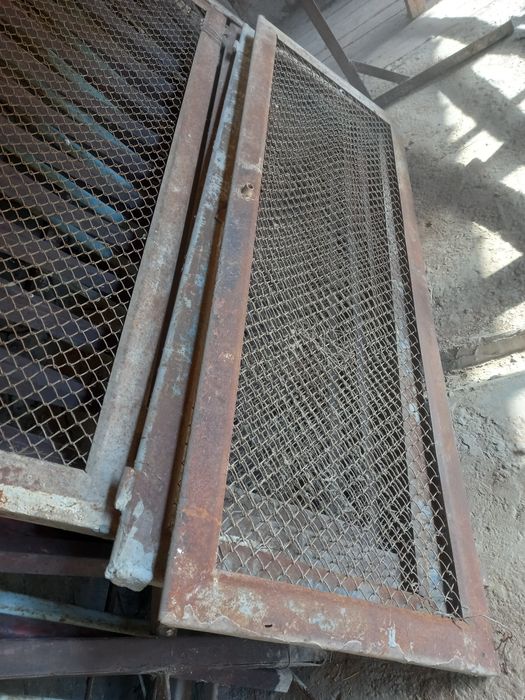 Двери перегородки для животных