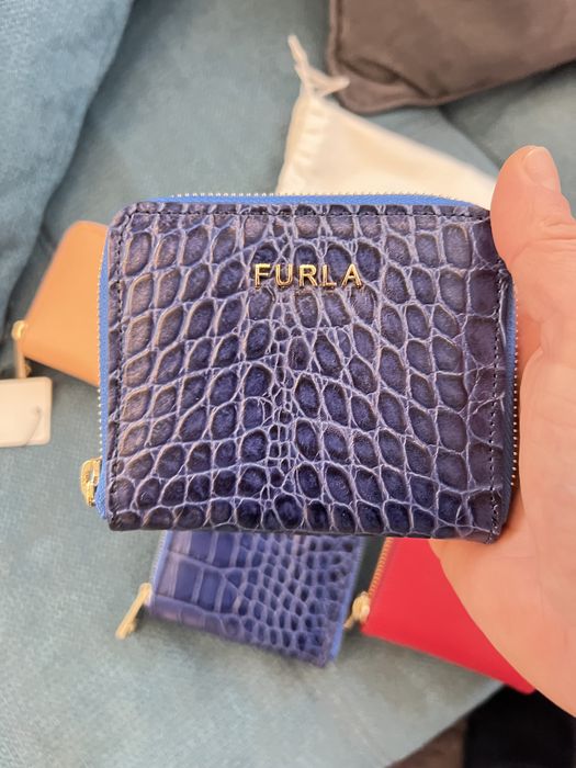 Портмонета FURLA Babylon в два размера.Нови,с етикети и торбичка.