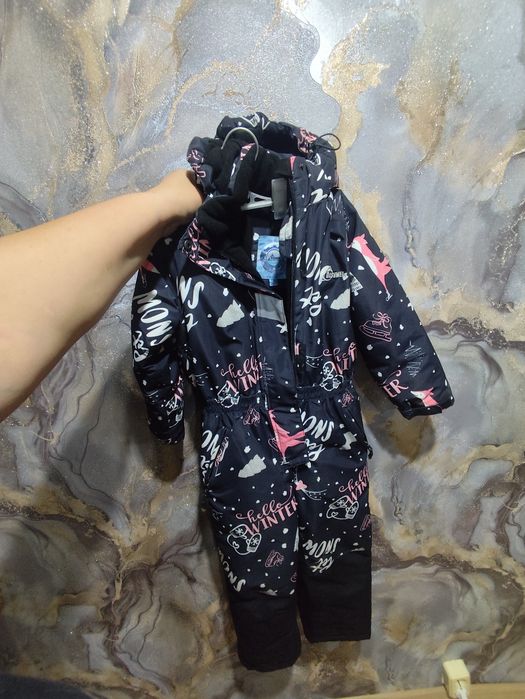 Продам зимний костюм