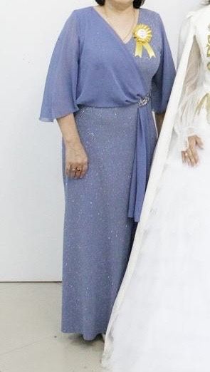 Вечерние платья 48размера