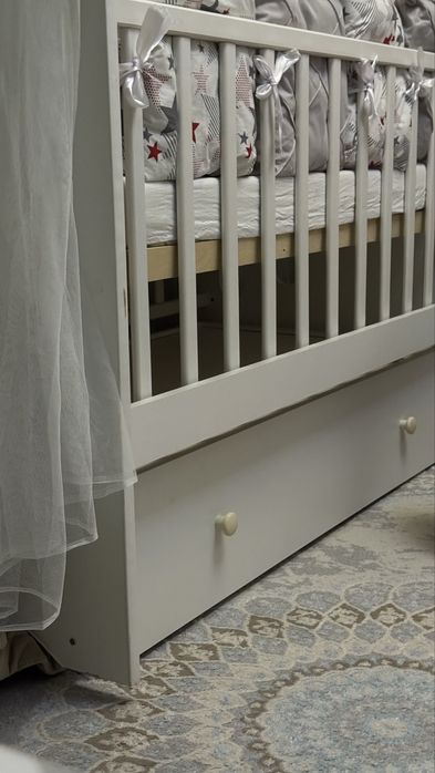 Детский манеж кровать с маятником