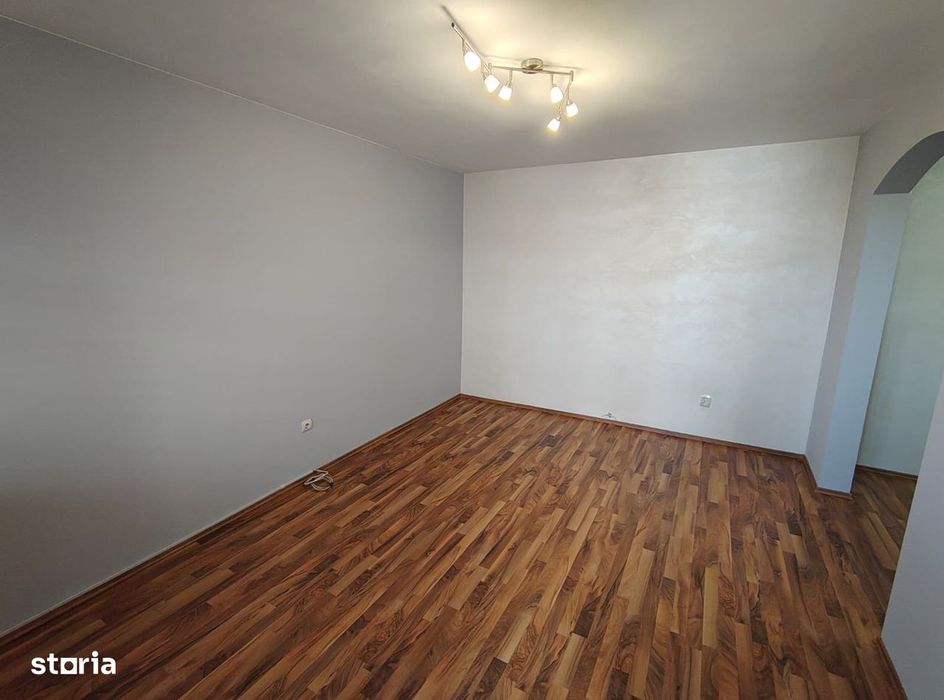 Apartament 3 camere, zona Dambu, 74mp, proaspat renovat
