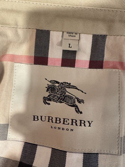 sacou BURBERRY L, stare excelenta