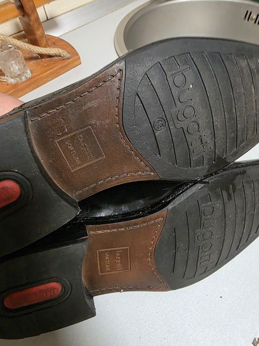 Pantofi bugatti mar 43