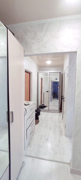 Продам квартиру 10мкрн 4дом 3эт