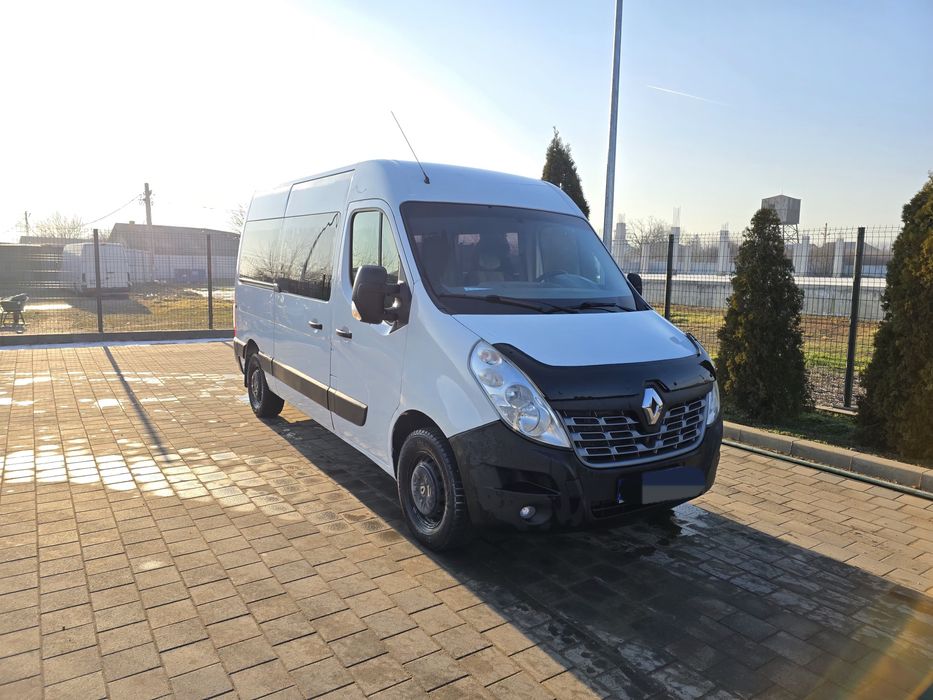 Renault master 3 Euro 6 cu 8+1 locuri