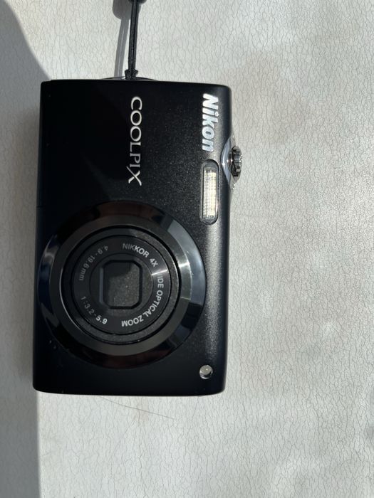 Nikon cooplix S3000