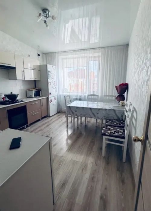 Продам квартиру 3комнатную