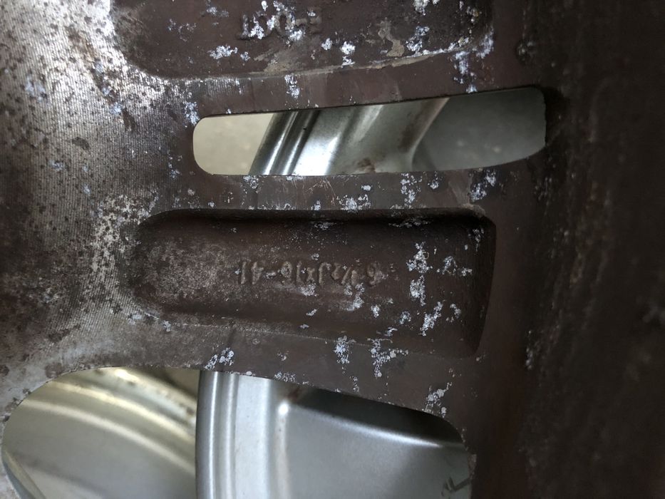 Диски на Хендай R16