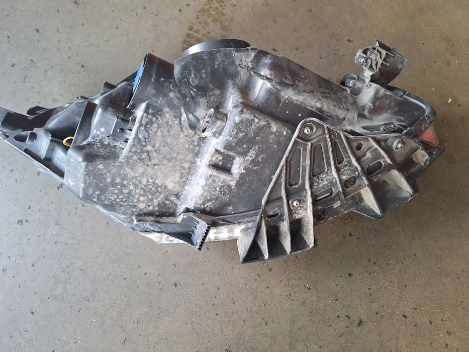 Ляв фар Оригонален за Ситроен Пикасо