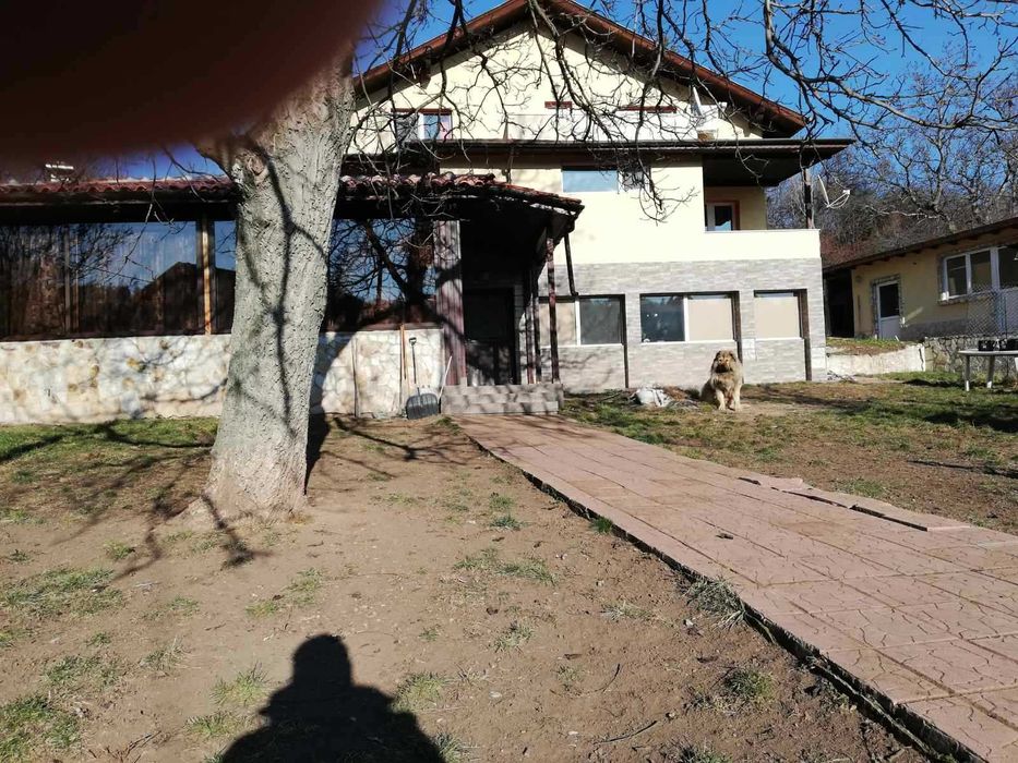 Продава се Къща в Банкя - 236 кв.м за 605 €/кв.м - Снимка #1