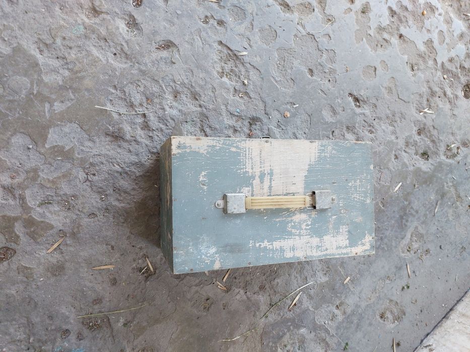 Деревянный ящик с ручкой