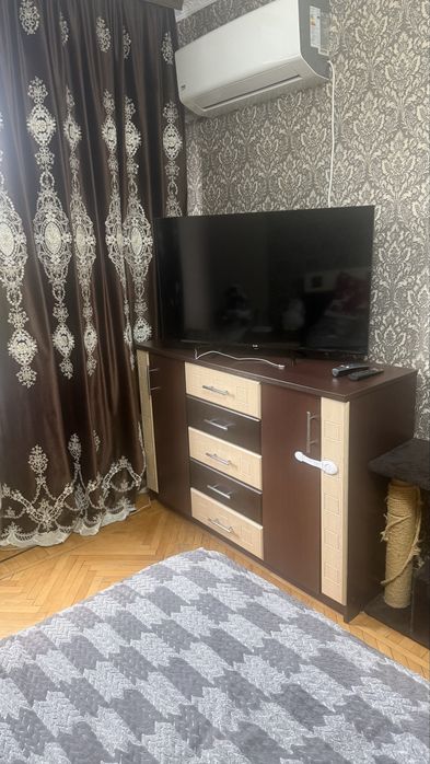 Продам спальный гарнитур