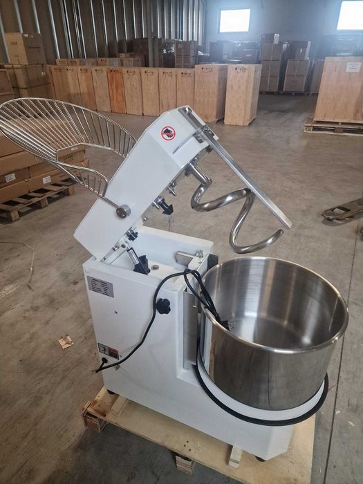 Malaxor  aluat, masina de framantat aluat 50 L,Mixer aluat detasabil