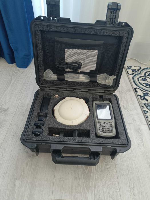 GPS RTK COMNAV T300+ (Cu modul Baza&Rover integrat)