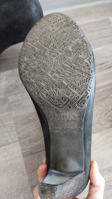 Замшевые ботильоны Carnaby 39 размер