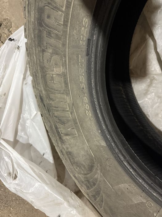 Продам шины липучки прадо лексус