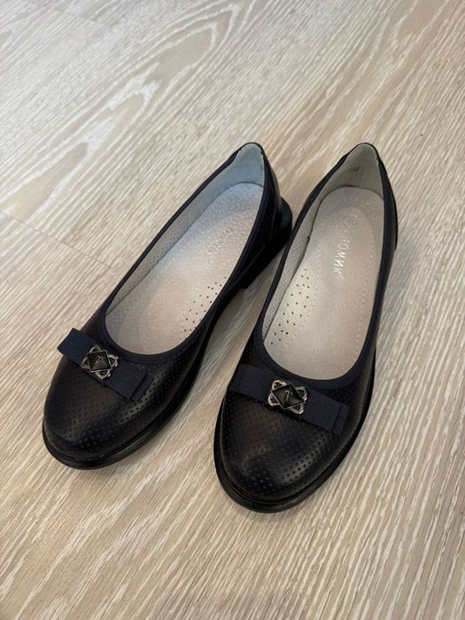 Туфли школьные  размер 34