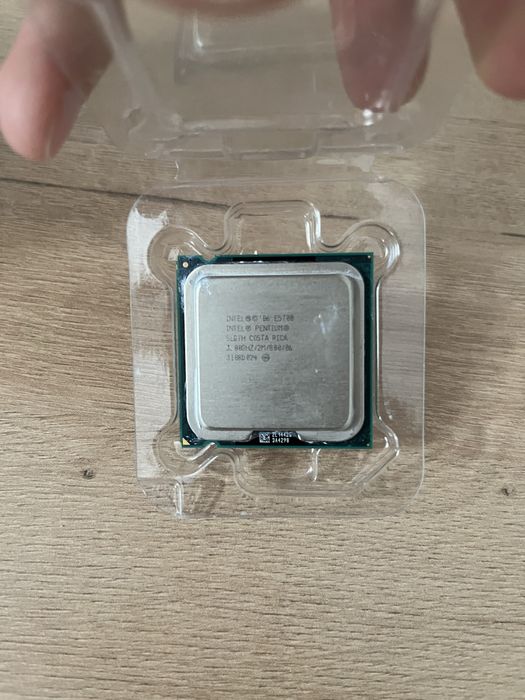Процессор pentium E5700