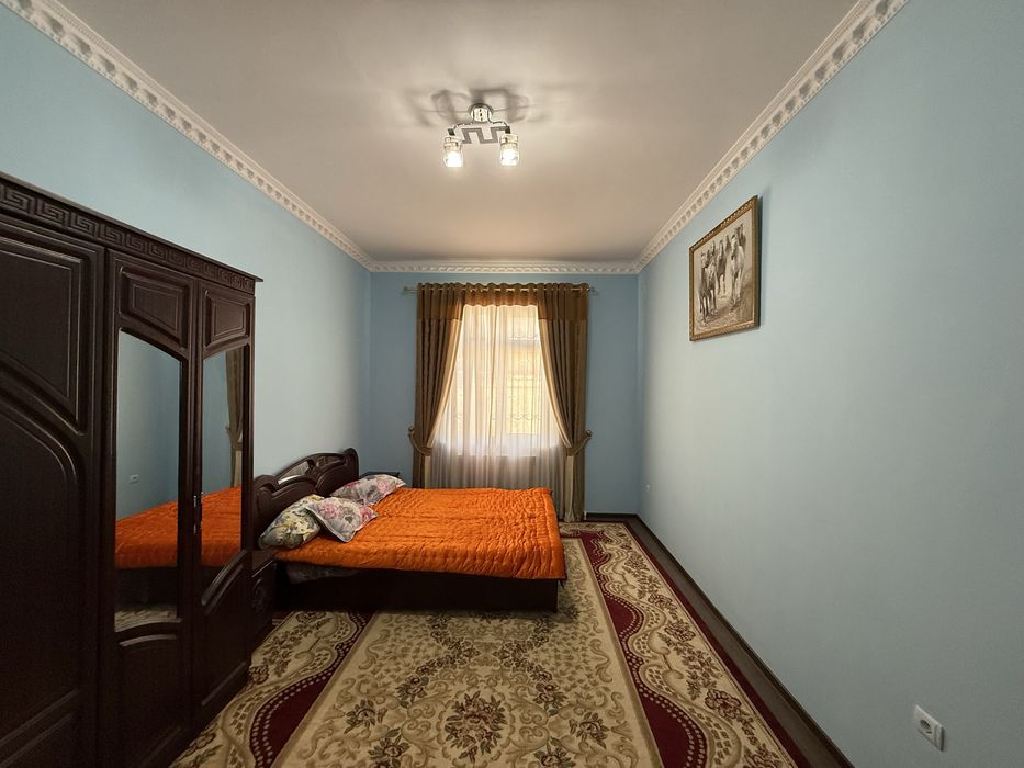 Корамкулда дача сотилади IBR запрафка олдида 2 линия 6 сотих 4 хона