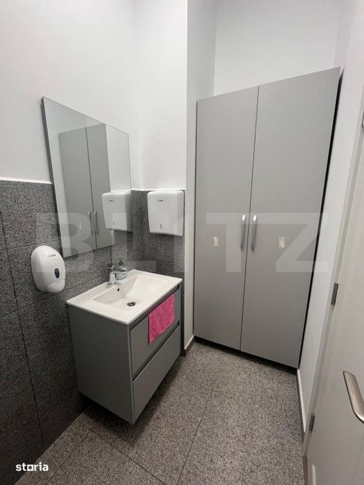 Spatiu comercial, 65 mp, zona Andrei Muresanu