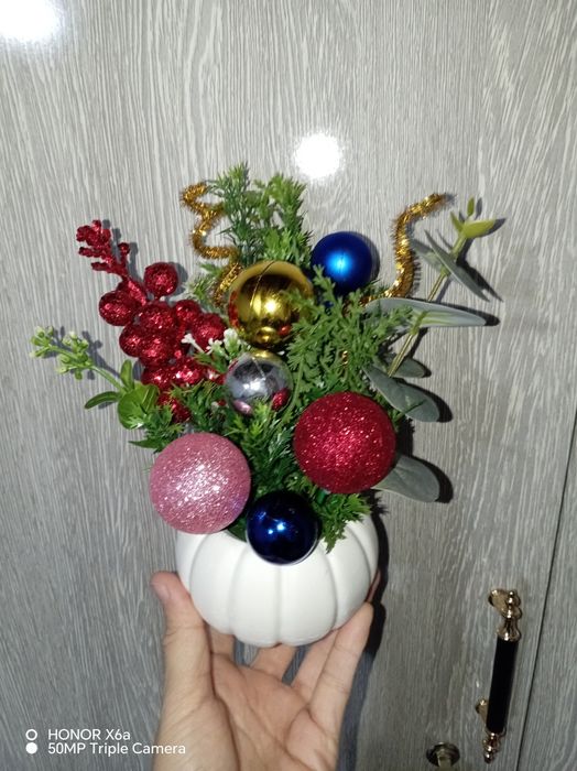 Янги йил учун композиция.Нархи 100 минг